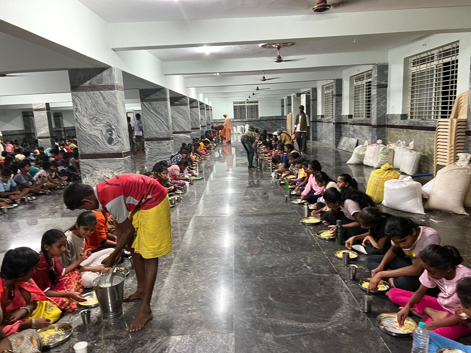 Food support volunteers